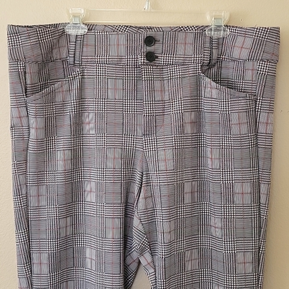 Torrid Studio Ponte Slim Fix Pixie Boot Pant Blac… - image 2